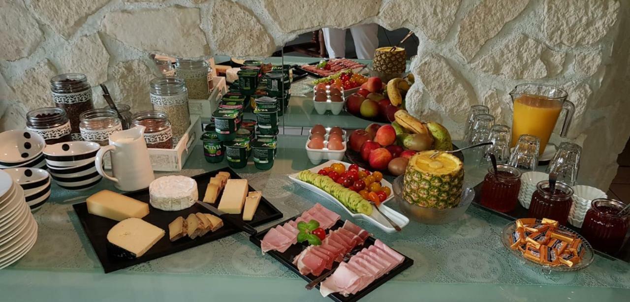 Le Venay Bed & Breakfast Frontenaud Ngoại thất bức ảnh